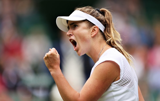 Свитолина одержала непростую победу на старте Уимблдона