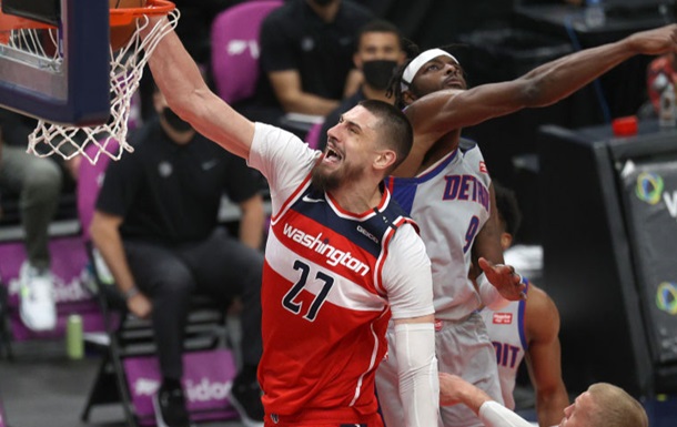 Лень остановился в шаге от дабл-дабла в матче с бывшей командой