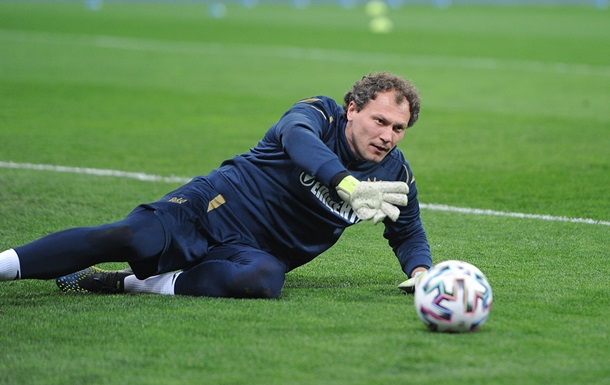 Пятов - о сборной Украины: Победы впереди, верьте в нас