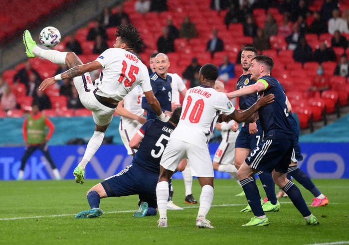 Кадры с матча Англия - Шотландия