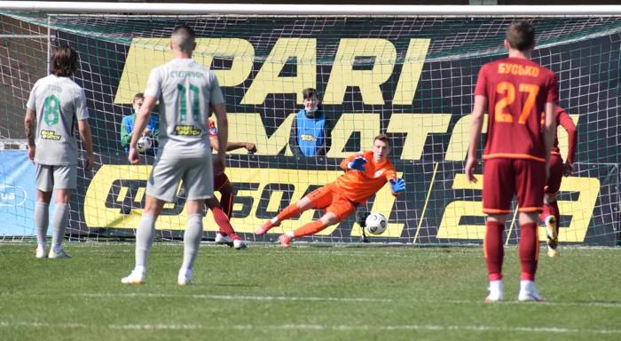 Ризнык отбил пенальти