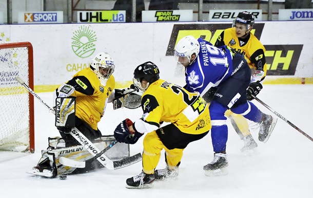 УХЛ: Сокол в овертайме дожал Белый Барс, Днепр не вышел на матч с Донбассом
