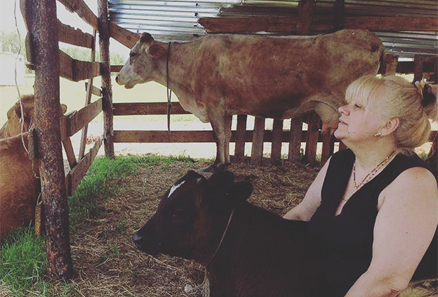 Быт адептов секты Гошала Адити, в которую попал Виктор Дружич