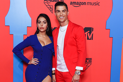 Джорджина Родригес и Криштиану Роналду