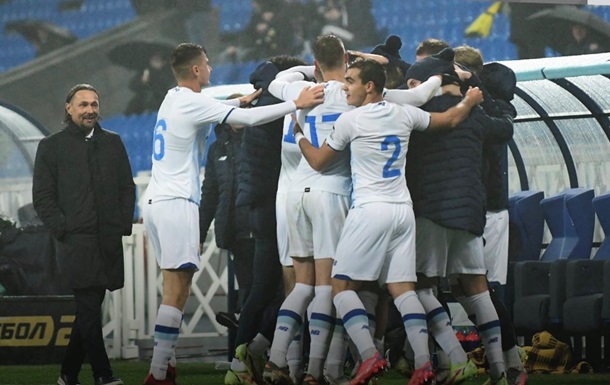 Динамо U-19 разгромило ровесников из Барселоны и вышло в плей-офф Юношеской Лиги УЕФА