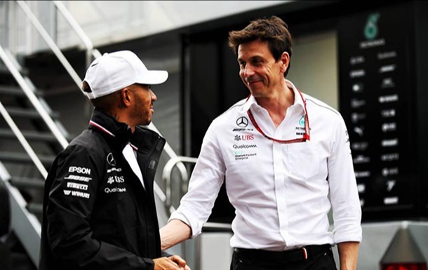 Мерседес и Хэмилтон подписали новый контракт всего на год