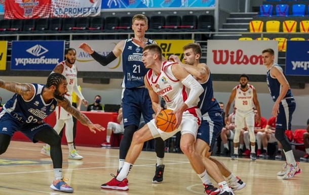 Суперлига: Киев-Баскет  дожал  Будивельник, Харьковские Соколы уступили Прометею