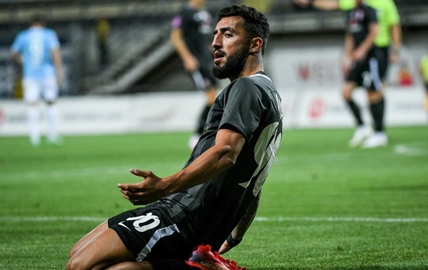 Заря и Рапид определились со стартовыми составами на матч