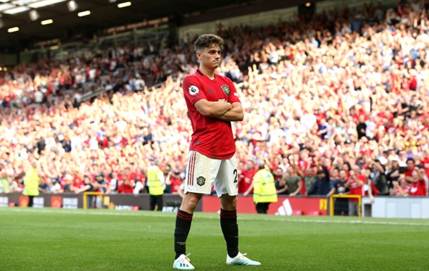 Лидс объявил о переходе нападающего МЮ